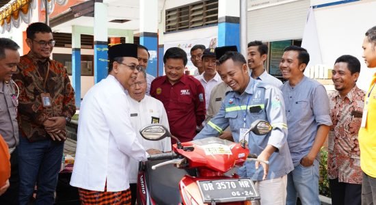 Konversi Motor Listrik PLN UIP Nusra bersama SMKN 3 Mataram